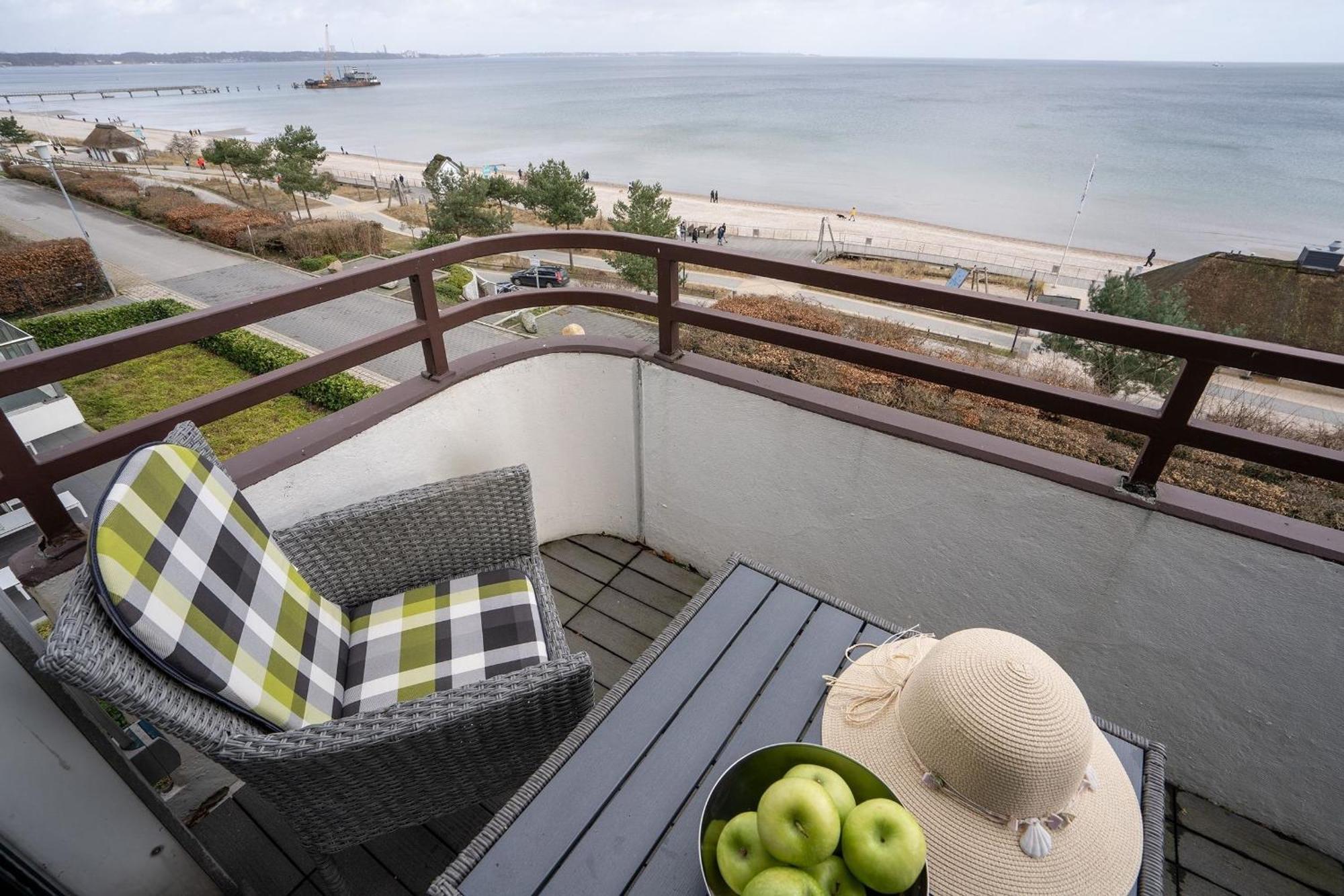 Residenz Am Hang Saltwater Suite Scharbeutz Exterior photo